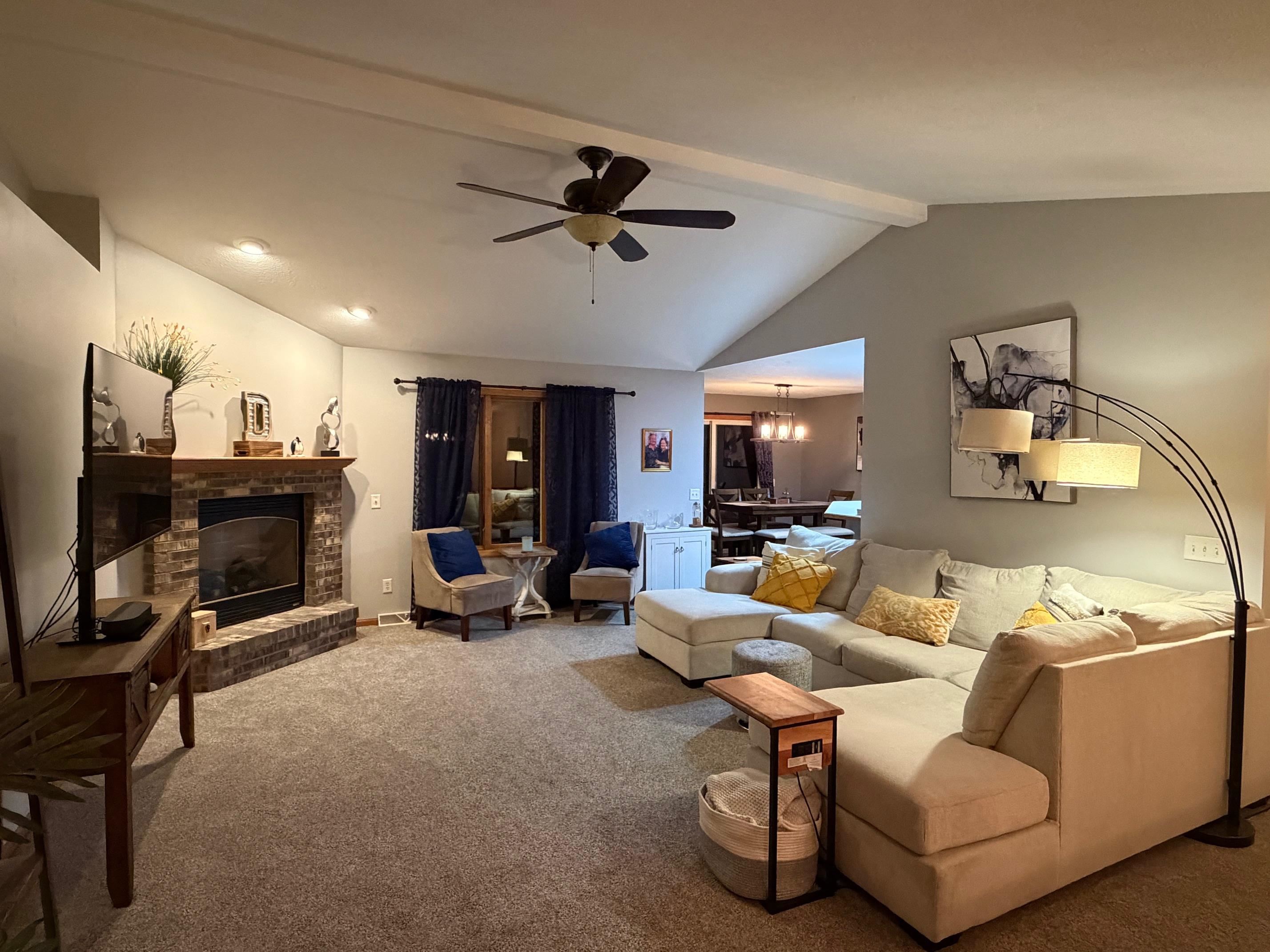 1205 Shawnee Street Fort Atkinson, WI 53538 - Photo 8 of 49