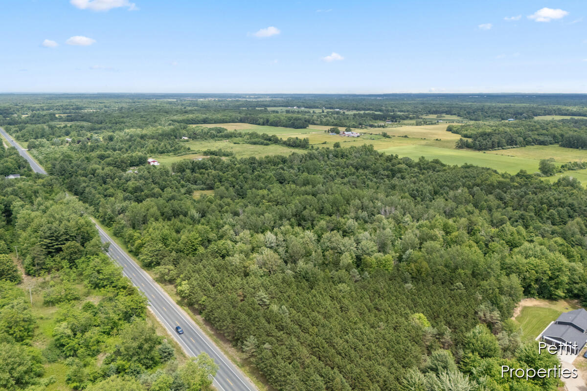 6804 South Maple Island Road Nunica, MI 49448 - Photo 25 of 26 IMG_1023