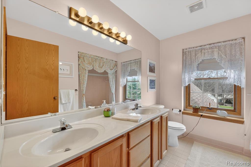 7798 Lee Road Brighton, MI 48116 - Photo 38 of 49