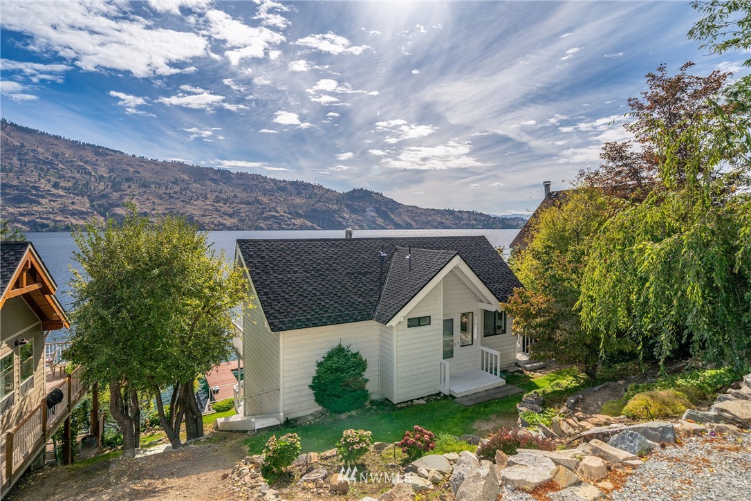 15898 South Lakeshore Road Chelan, WA 98816 - Photo 23 of 24 Gallery Image 23