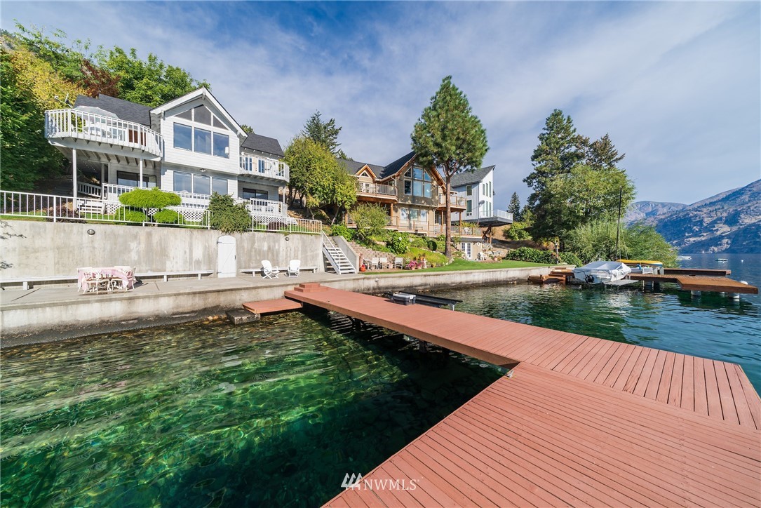 15898 South Lakeshore Road Chelan, WA 98816 - Photo 5 of 24 Gallery Image 5