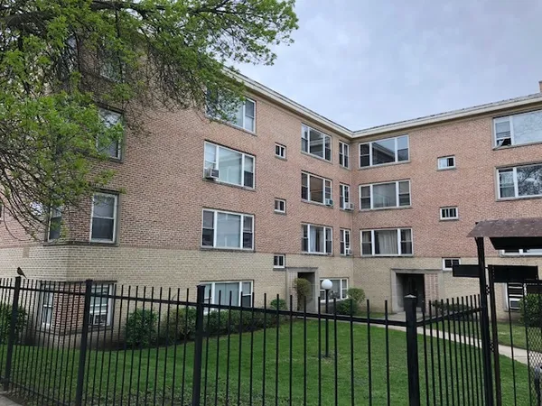 $1,450 | 6130 North Seeley Avenue, Unit 3S, Chicago, IL 60659