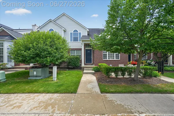 $300,000 | 14203 Adri Circle, Walled Lake, MI 48390