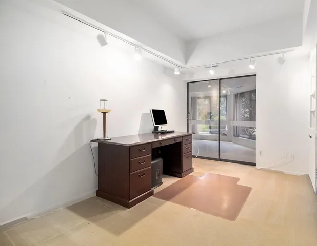 $375,000 | 2115 Nature Cove Court, Unit 206, Ann Arbor, MI 48104