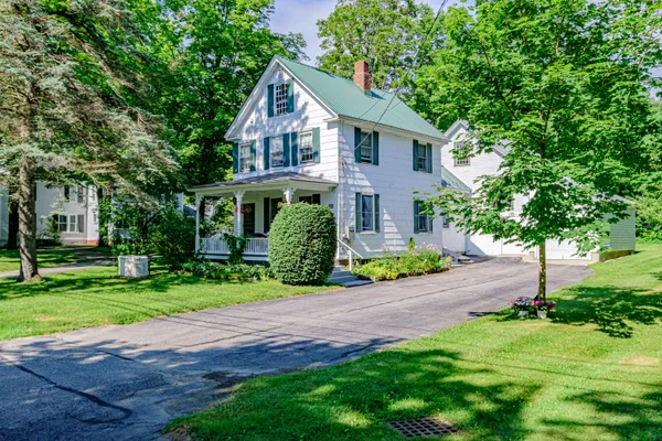 $319,900 | 509 Paris Hill Road, Paris, ME 04281