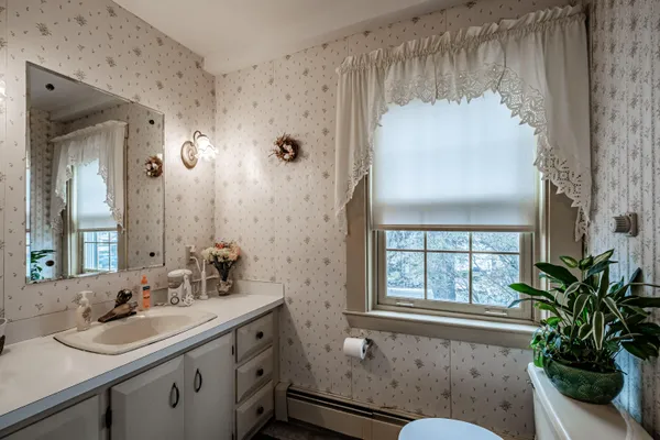 $319,900 | 509 Paris Hill Road, Paris, ME 04281