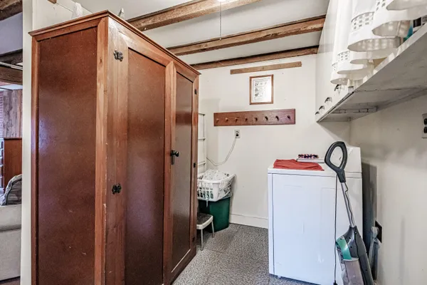 $319,900 | 509 Paris Hill Road, Paris, ME 04281