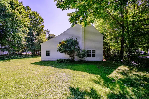 $319,900 | 509 Paris Hill Road, Paris, ME 04281