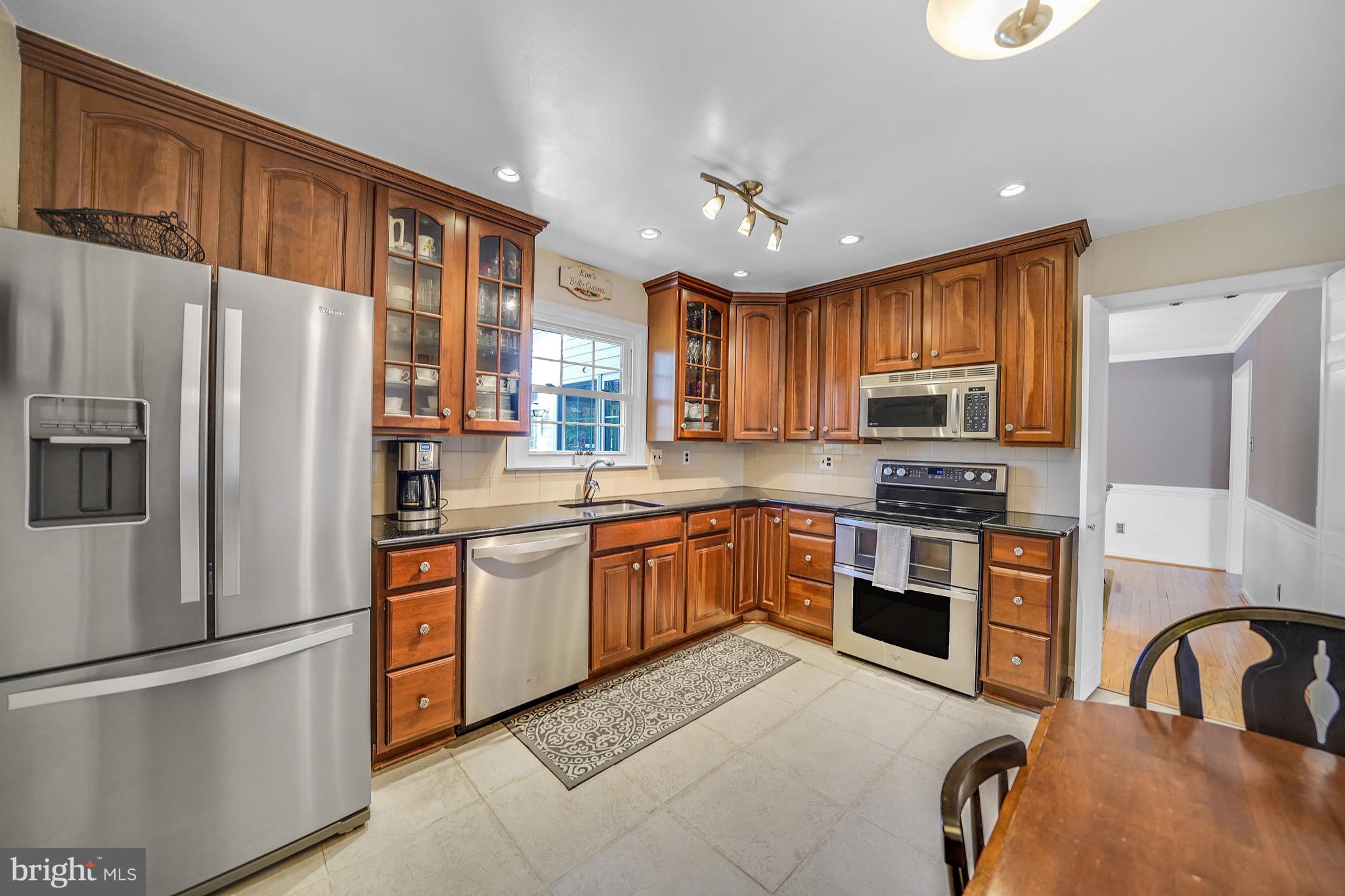 703 Burnley Road Wilmington, DE 19803 - Photo 6 of 27 Well-appointed kitchen with 42" cherry cabinets