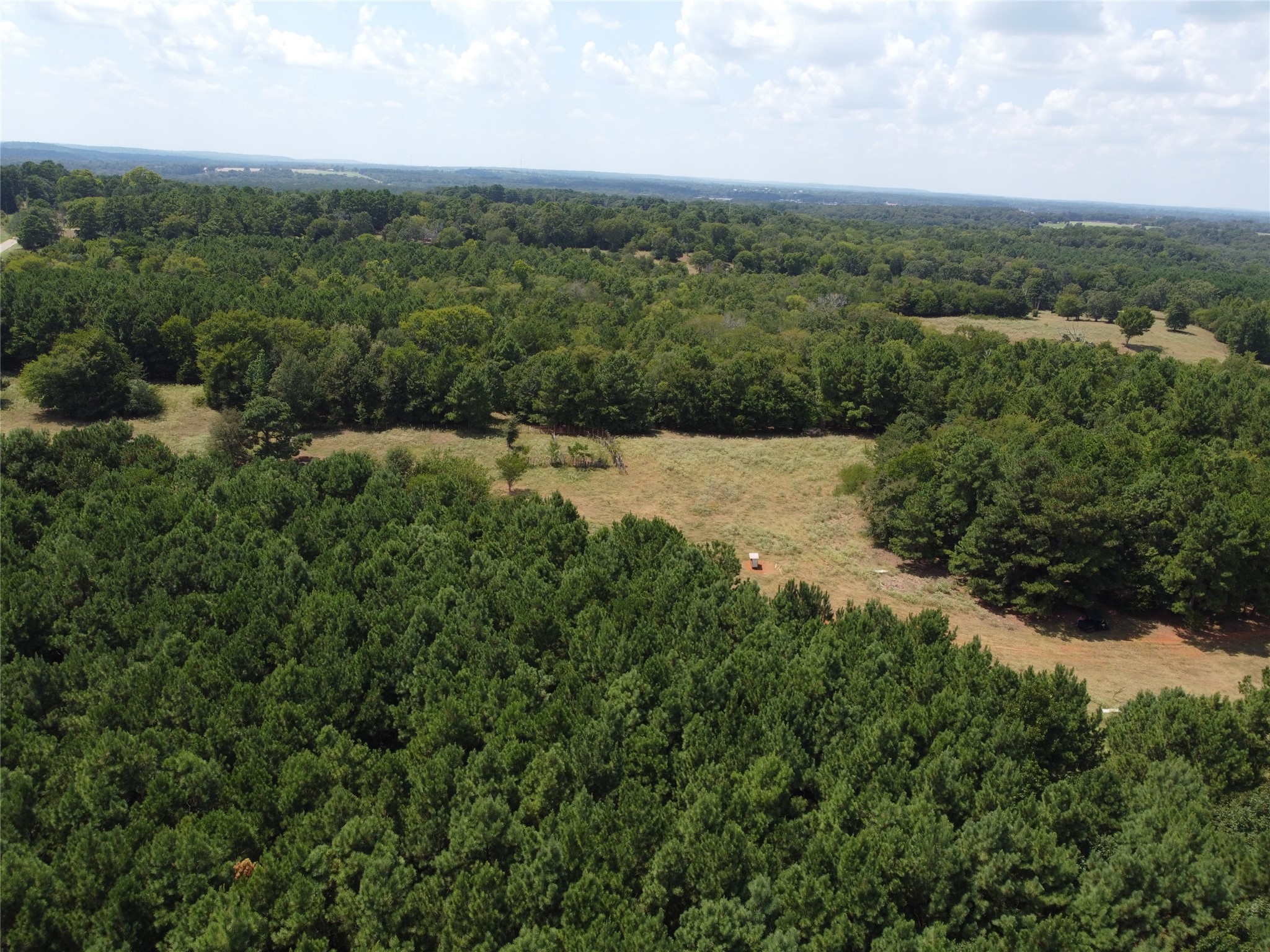 3501 Rd Jacksonville Tx 75766 Road Jacksonville, TX 75766 - Photo 13 of 16 an aerial view of mountain with trees