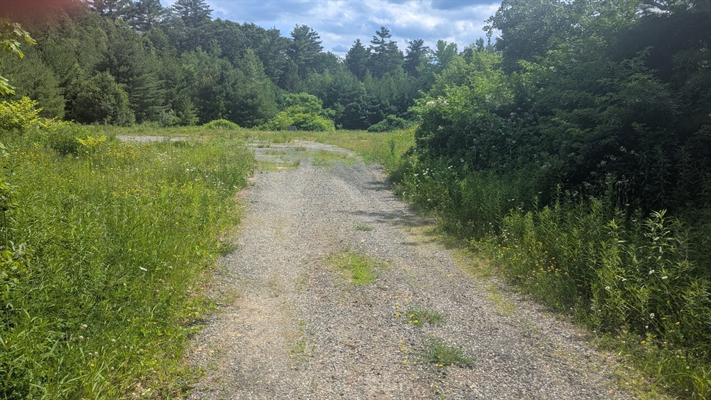 Lot 0 North Sturbridge Road Charlton, MA 01507 - Photo 5 of 11