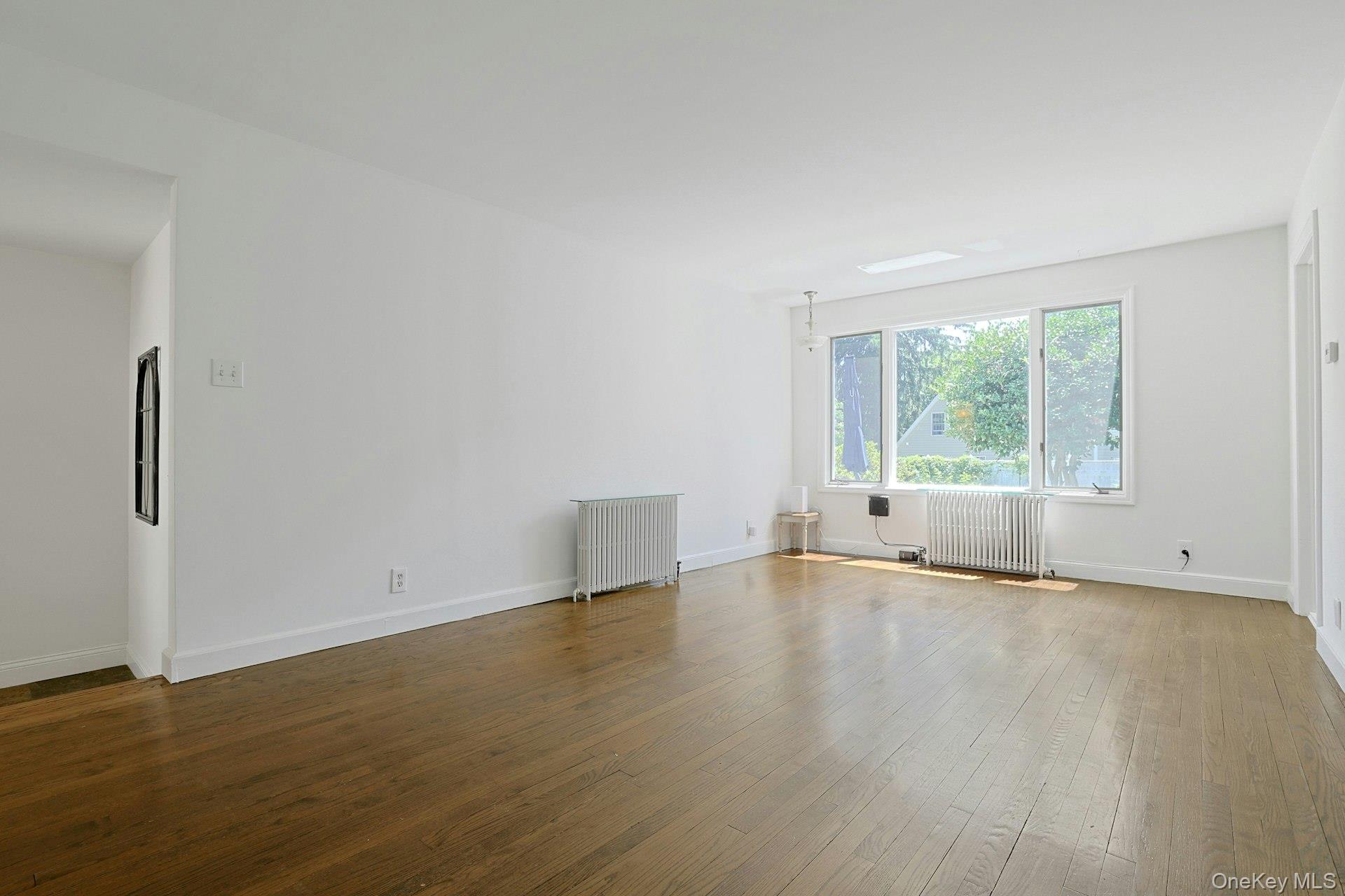 254 Congers Road New City, NY 10956 - Photo 5 of 42