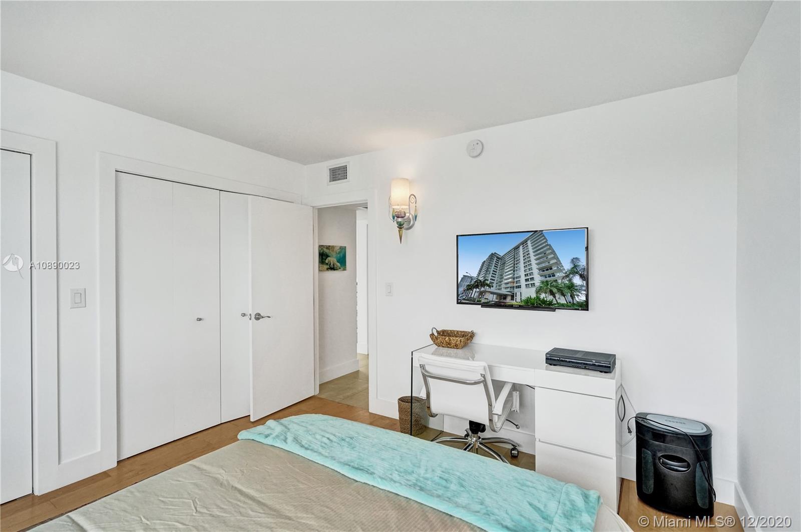 5750 Collins Avenue, Unit 15F Miami Beach, FL 33140 - Photo 31 of 65