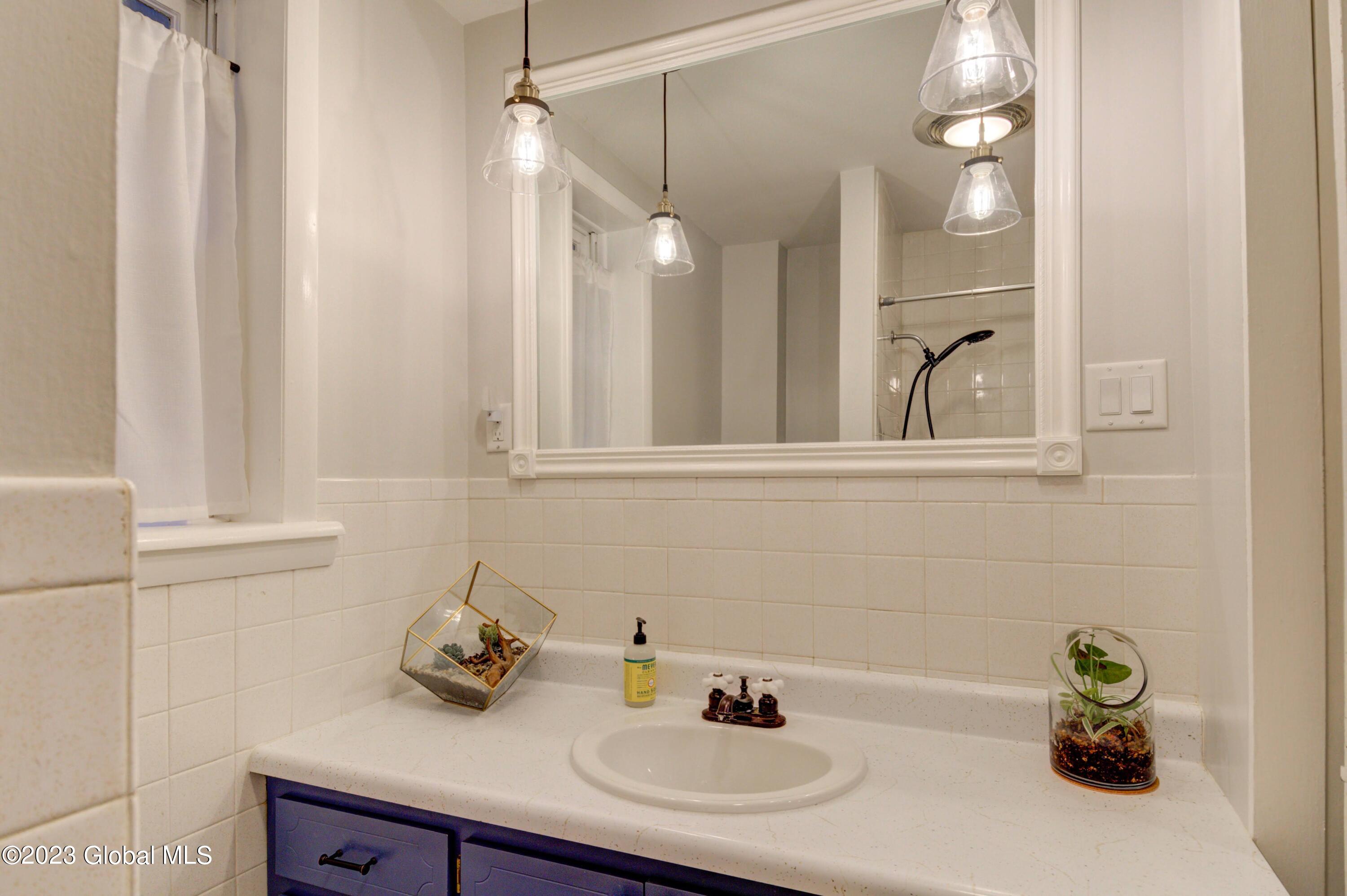 255 3rd Street Troy, NY 12180 - Photo 15 of 65 24-255 3rd st