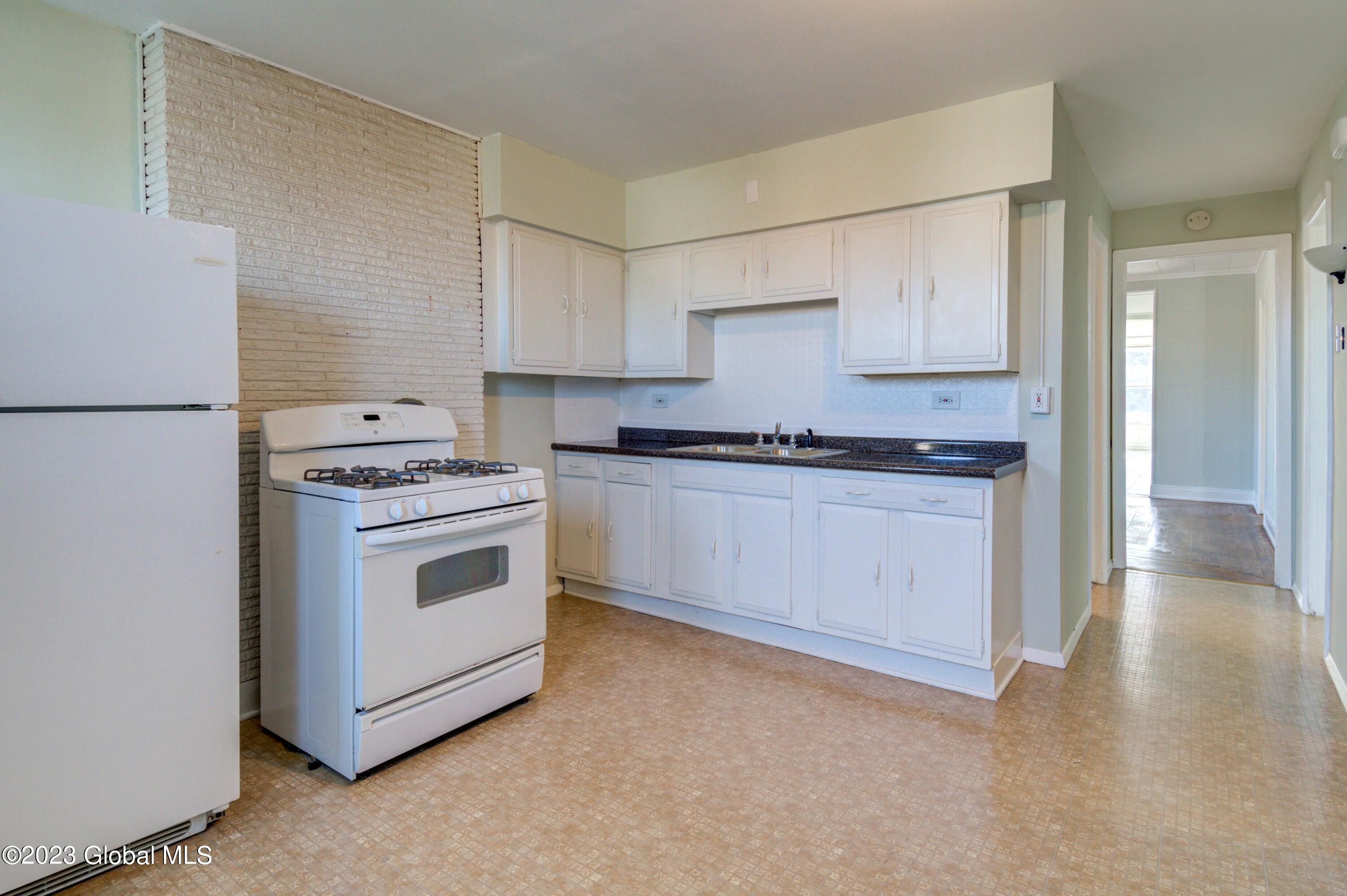 255 3rd Street Troy, NY 12180 - Photo 49 of 65 66-255 3rd st