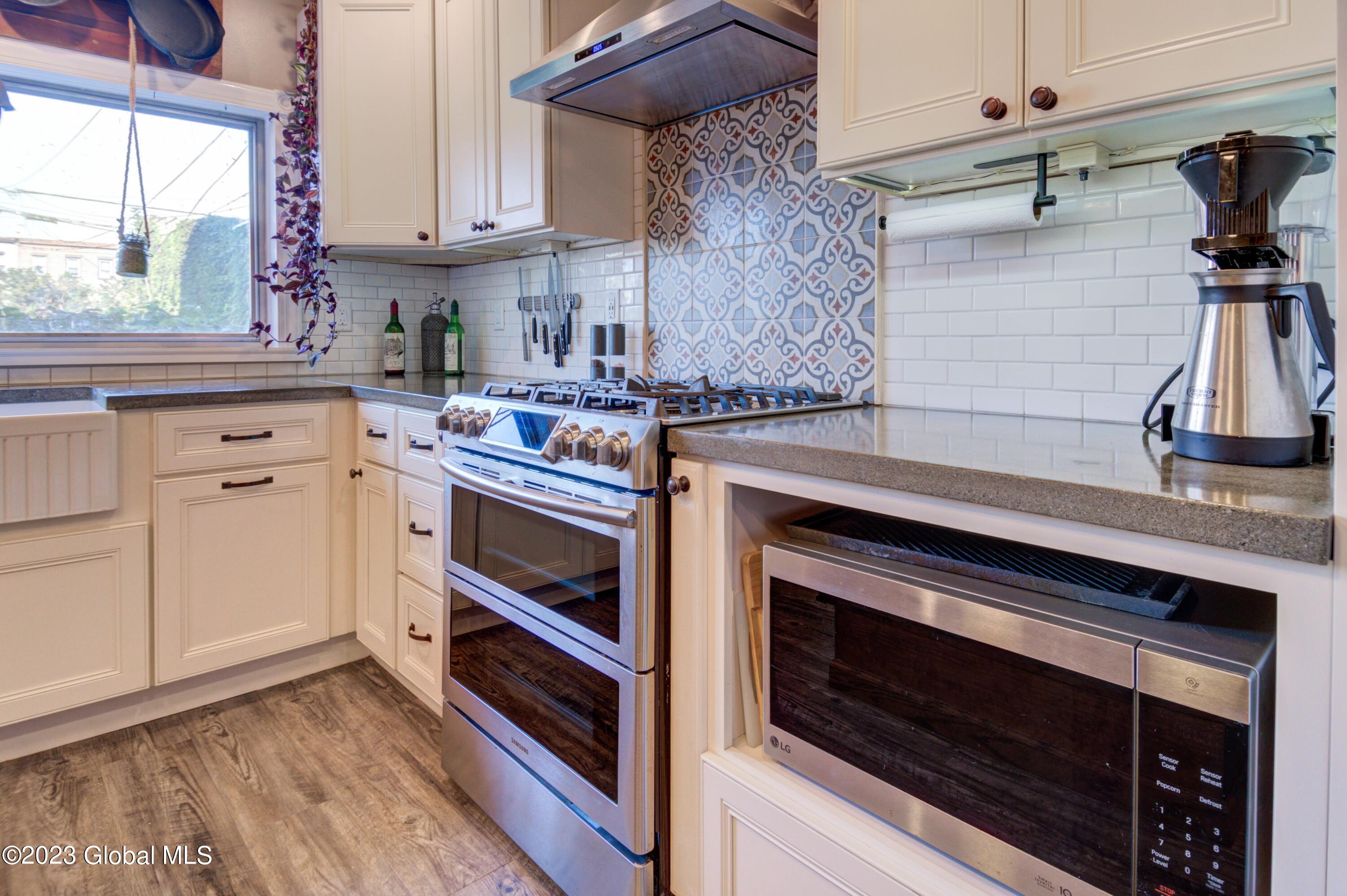 255 3rd Street Troy, NY 12180 - Photo 8 of 65 16-255 3rd st