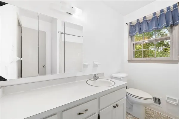 $2,000 | 4531 South Roberts Drive, Sugar Hill, GA 30518