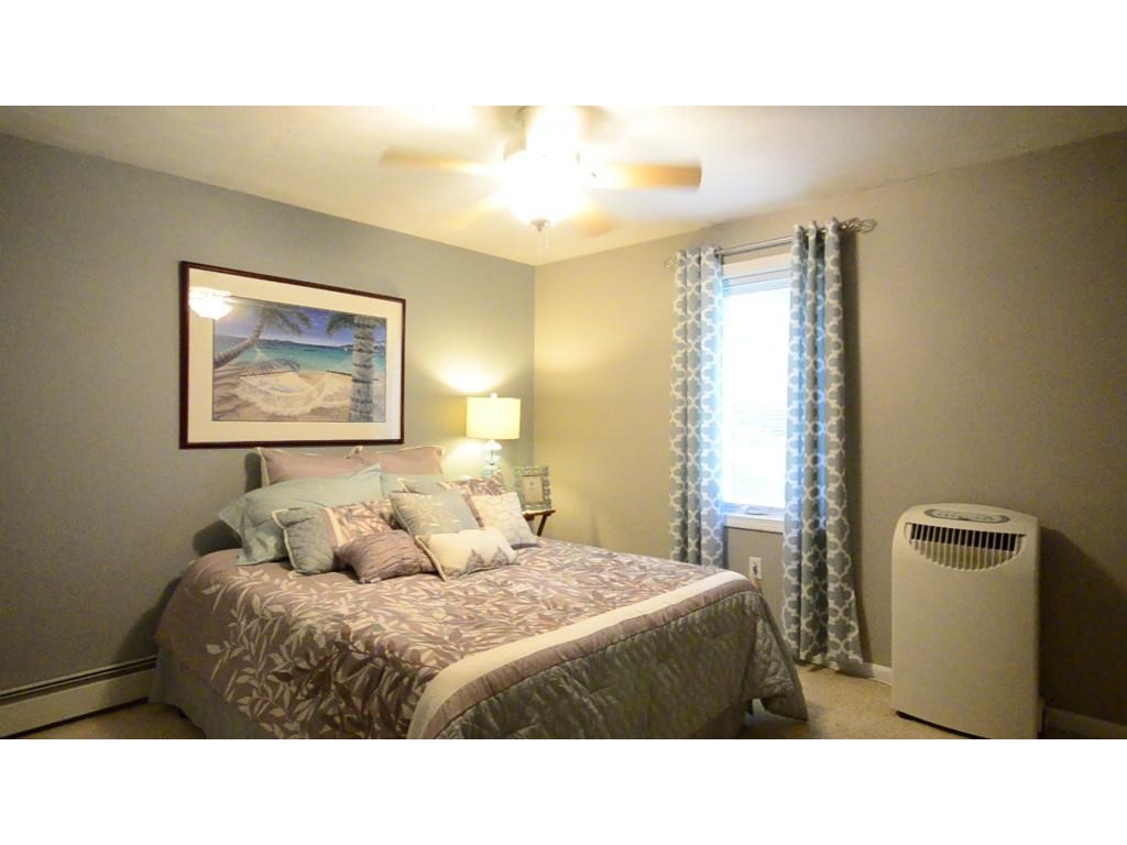 6 Collettes Grove Road Derry, NH 03038 - Photo 4 of 18