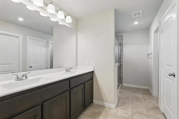 $395,000 | 240 Springwood Ranch Loop, Springtown, TX 76082