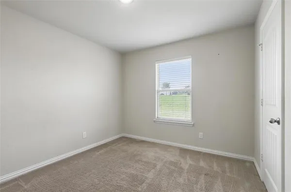 $395,000 | 240 Springwood Ranch Loop, Springtown, TX 76082