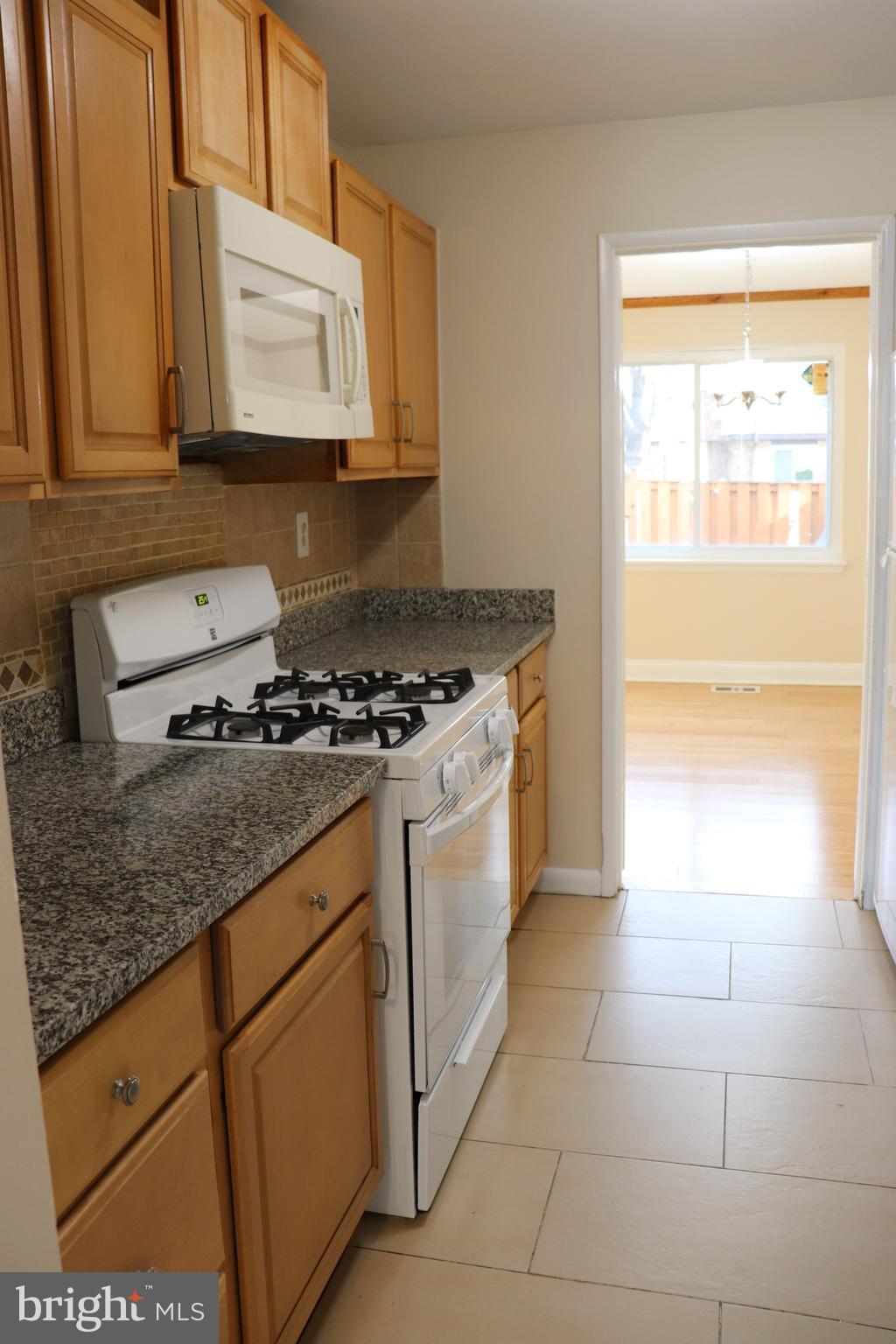 450 West Deer Park Road, Unit 14B Gaithersburg, MD 20877 - Photo 11 of 49