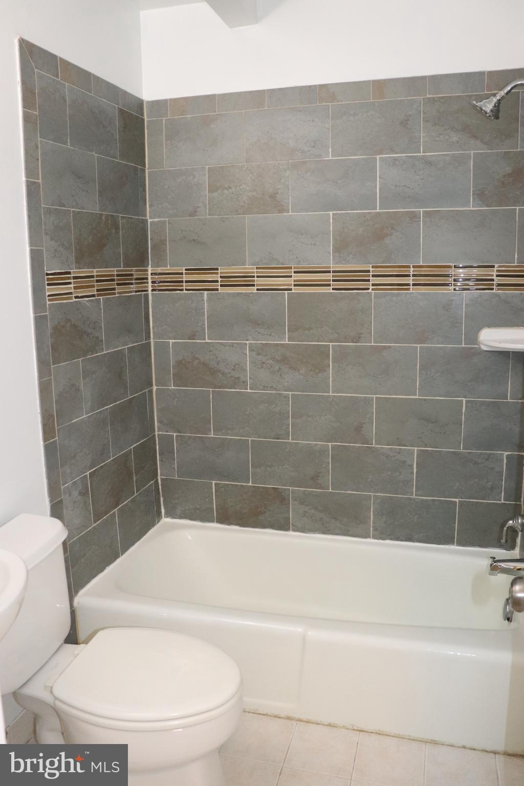 450 West Deer Park Road, Unit 14B Gaithersburg, MD 20877 - Photo 33 of 49