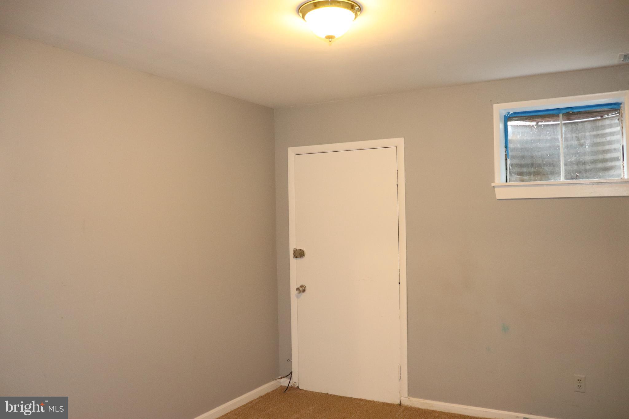 450 West Deer Park Road, Unit 14B Gaithersburg, MD 20877 - Photo 44 of 49 Basement 2nd room