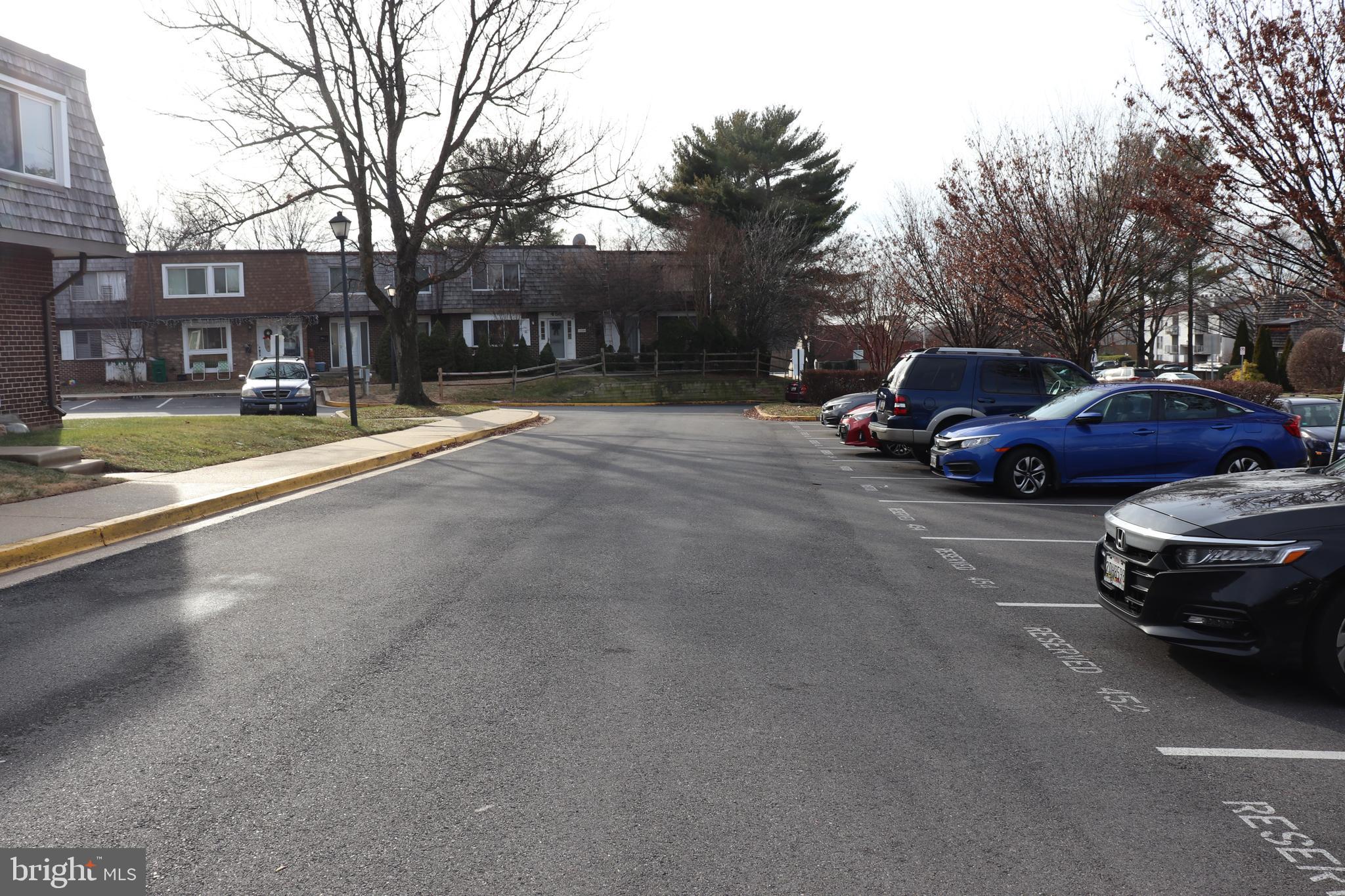 450 West Deer Park Road, Unit 14B Gaithersburg, MD 20877 - Photo 46 of 49 Outside views