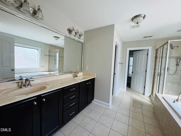 $2,895 | 3913 Wedonia Drive, Cary, NC 27519