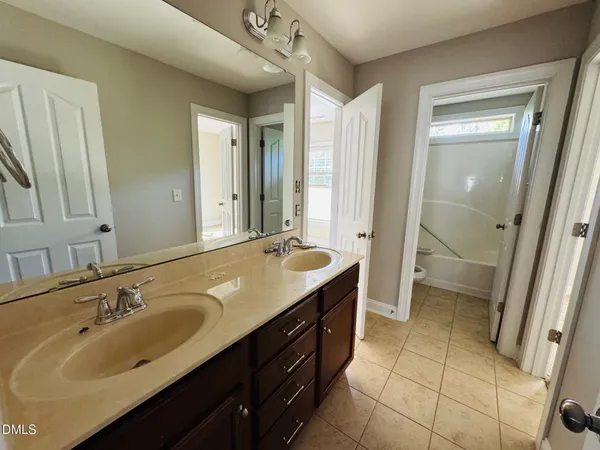 $2,895 | 3913 Wedonia Drive, Cary, NC 27519