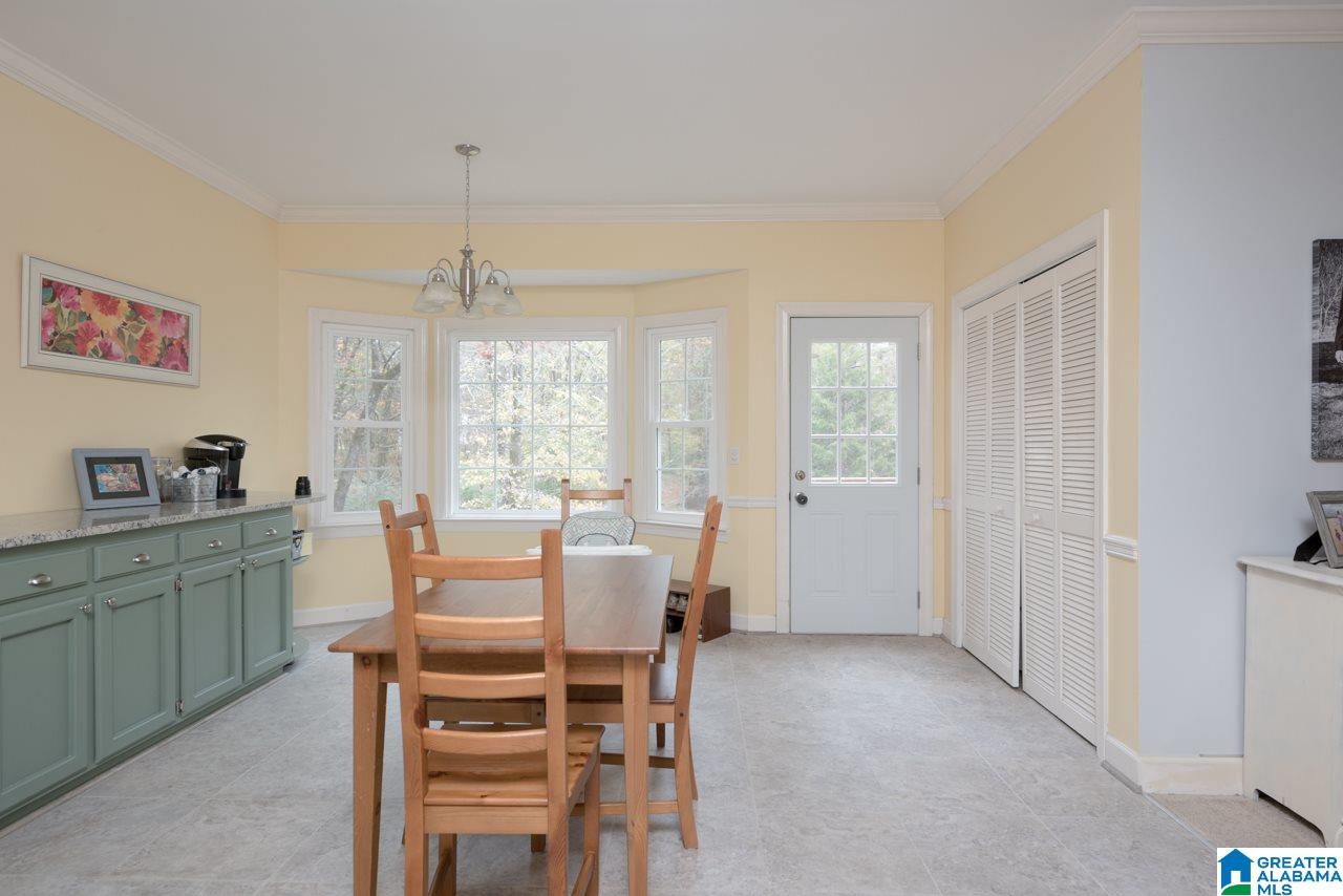 1012 Colonial Drive Alabaster, AL 35007 - Photo 9 of 38