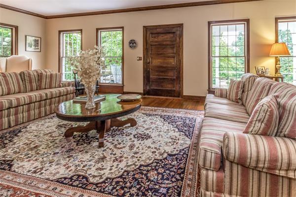 660 Salem End Road Framingham, MA 01702 - Photo 14 of 26 Gallery Image 14