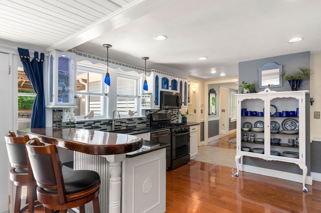 117 Commonwealth Road Wayland, MA 01778 - Photo 15 of 41 Gallery Image 15