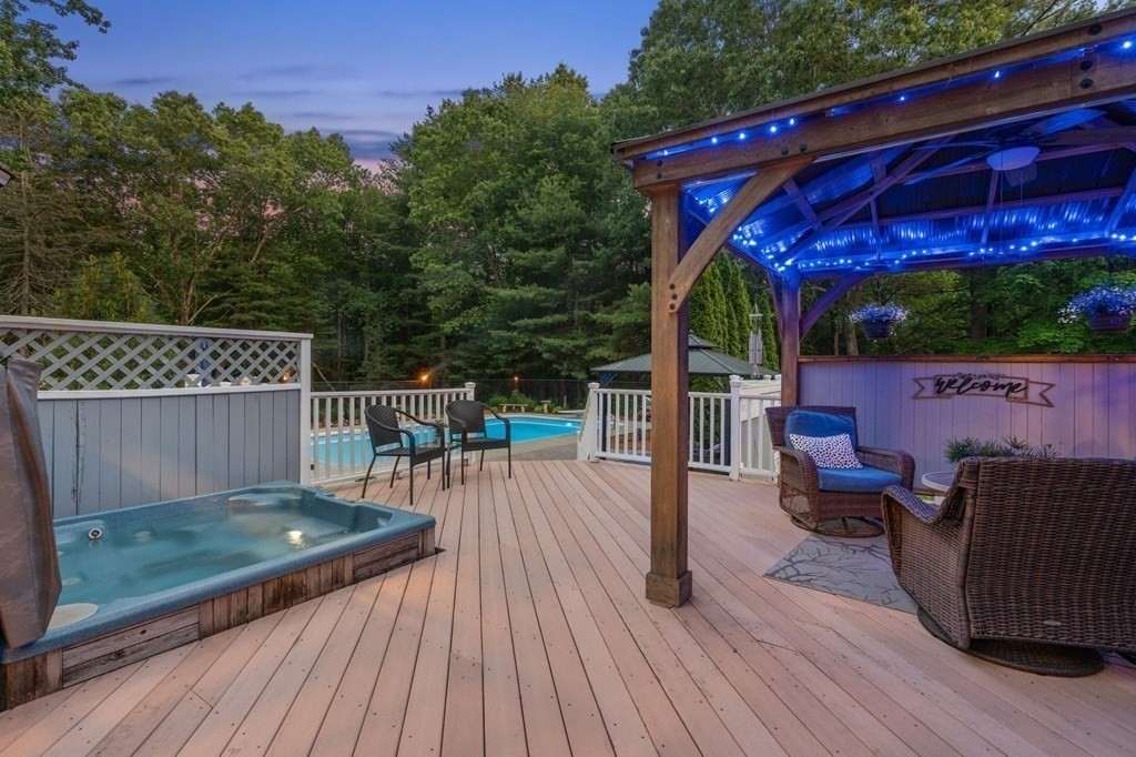 117 Commonwealth Road Wayland, MA 01778 - Photo 8 of 41 Gallery Image 8