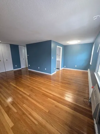 $1,700 | 180 Nesmith Street, Unit 11, Lowell, MA 01852