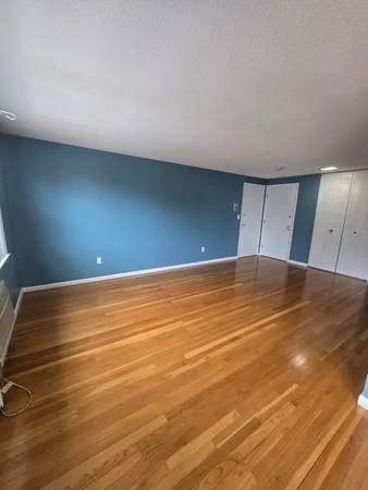 $1,700 | 180 Nesmith Street, Unit 11, Lowell, MA 01852