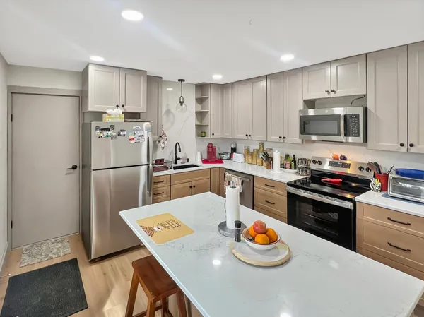 $220,900 | 922 South State Street, Fairmont, MN 56031