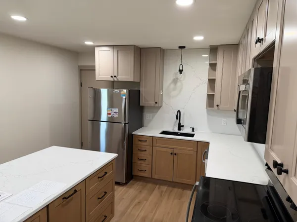 $220,900 | 922 South State Street, Fairmont, MN 56031