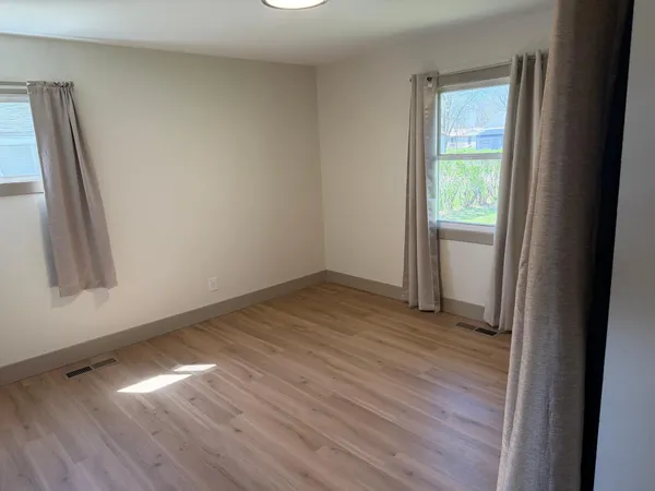 $220,900 | 922 South State Street, Fairmont, MN 56031