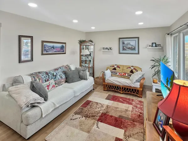 $239,000 | 922 South State Street, Fairmont, MN 56031