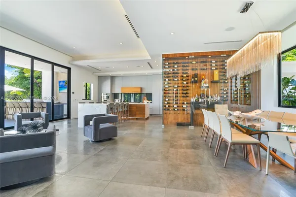 $22,000 | 7210 South Prestwick Place, Unit 1, Miami Lakes, FL 33014