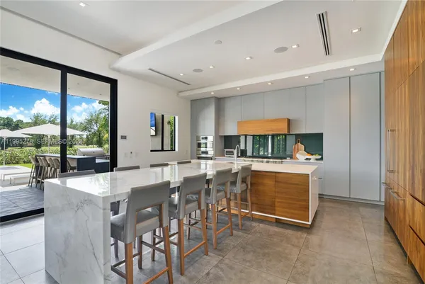 $22,000 | 7210 South Prestwick Place, Unit 1, Miami Lakes, FL 33014