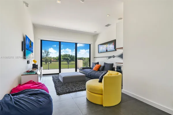 $22,000 | 7210 South Prestwick Place, Unit 1, Miami Lakes, FL 33014