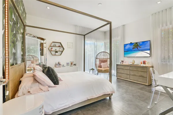 $22,000 | 7210 South Prestwick Place, Unit 1, Miami Lakes, FL 33014