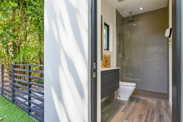 $22,000 | 7210 South Prestwick Place, Unit 1, Miami Lakes, FL 33014