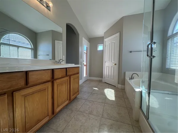 $2,550 | 2176 Low Creek Court, Las Vegas, NV 89123