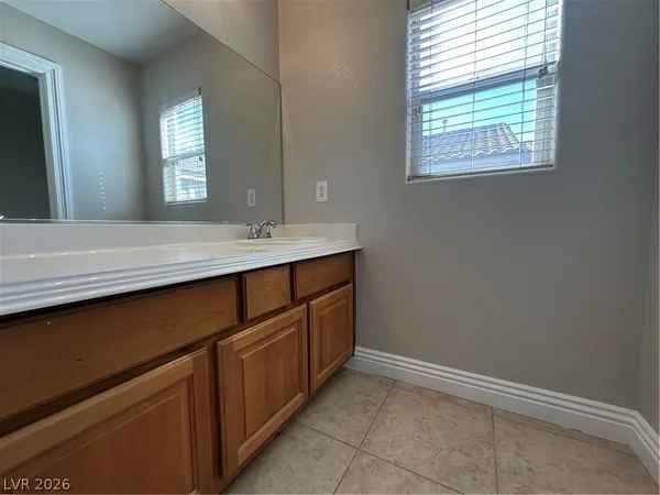 $2,550 | 2176 Low Creek Court, Las Vegas, NV 89123