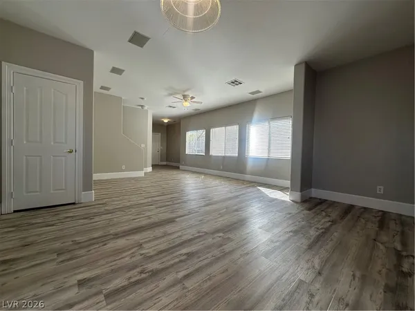 $2,550 | 2176 Low Creek Court, Las Vegas, NV 89123