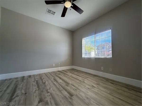 $2,550 | 2176 Low Creek Court, Las Vegas, NV 89123