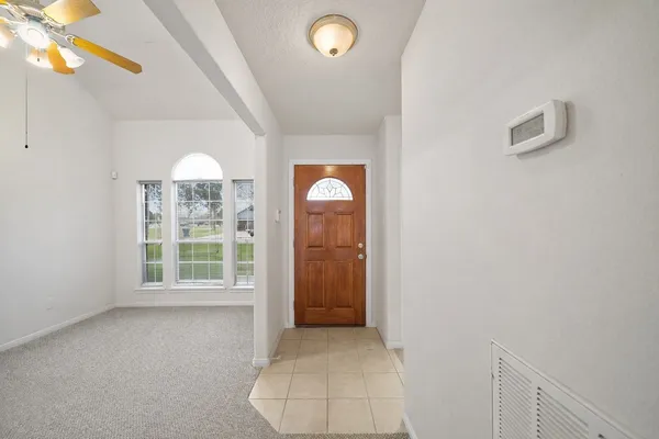 $229,900 | 1140 Thomas Drive, Angleton, TX 77515